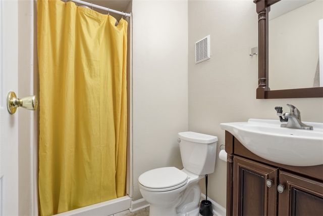 218 Briaridge Dr, Wilkins Twp, PA 15145