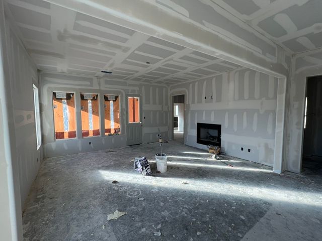 557 Waterford Park Boulevard, Weatherford, TX 76087