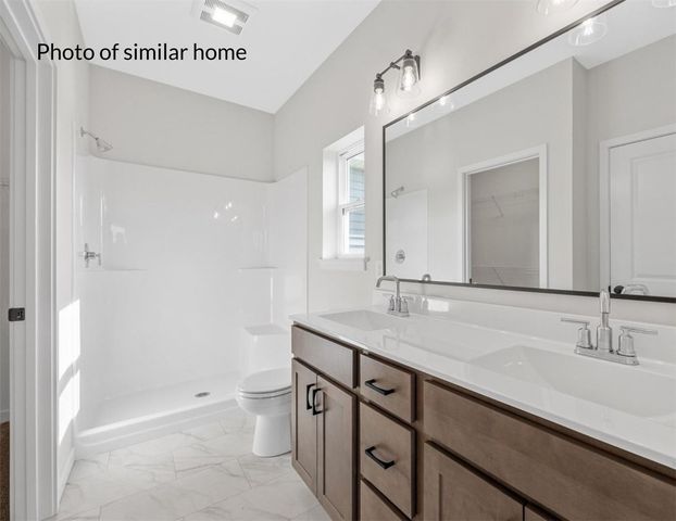 7515 Country Brook Drive NW, Cedar Rapids, IA 52405