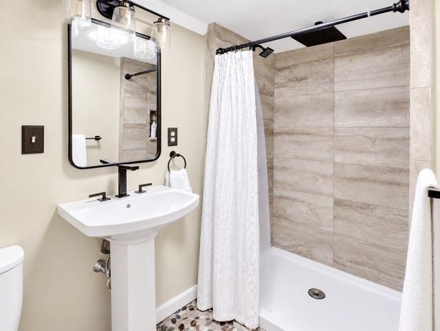 20 Viking Road, Saugus, MA 01906