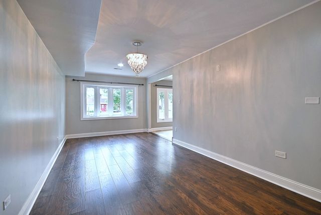 8164 N Carrolton Court, Hanover Park, IL 60133