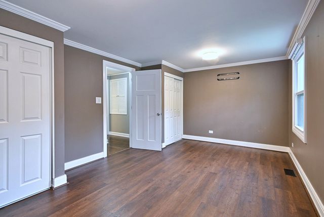 8164 N Carrolton Court, Hanover Park, IL 60133