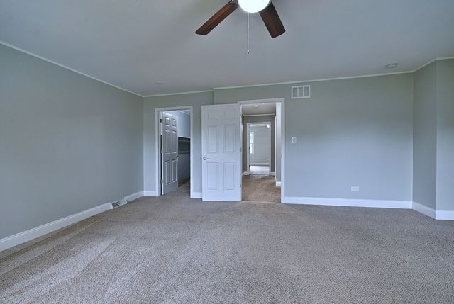 8164 N Carrolton Court, Hanover Park, IL 60133