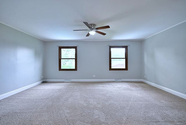 8164 N Carrolton Court, Hanover Park, IL 60133