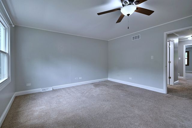 8164 N Carrolton Court, Hanover Park, IL 60133