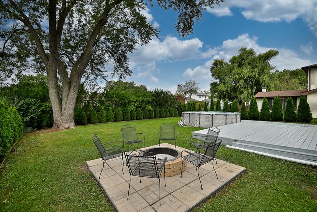 8164 N Carrolton Court, Hanover Park, IL 60133
