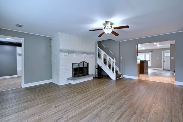 8164 N Carrolton Court, Hanover Park, IL 60133