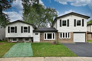 8164 N Carrolton Court, Hanover Park, IL 60133
