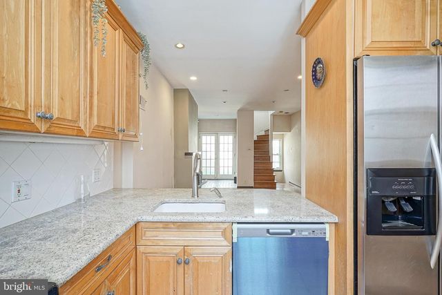 522 S 24TH ST, Philadelphia, PA 19146