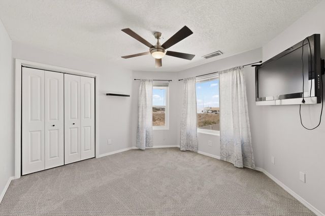 1004 6th Street SE, Rio Rancho, NM 87124