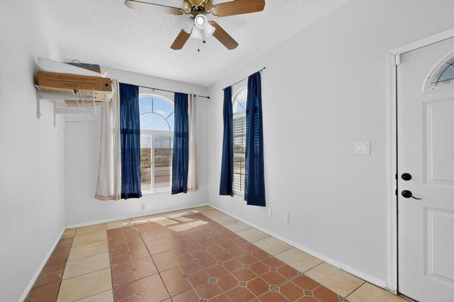 1004 6th Street SE, Rio Rancho, NM 87124
