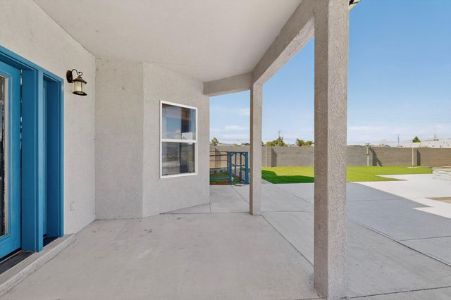 1004 6th Street SE, Rio Rancho, NM 87124
