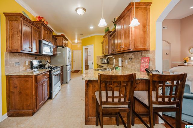 605 TENBURY LANE, Cropwell, AL 35054
