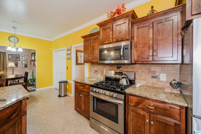 605 TENBURY LANE, Cropwell, AL 35054