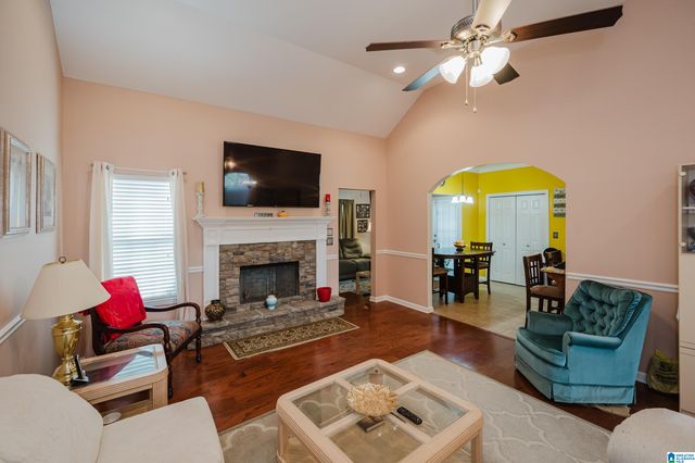 605 TENBURY LANE, Cropwell, AL 35054