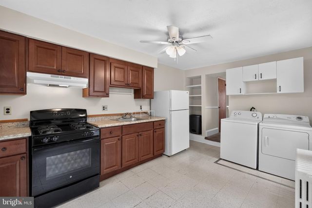 3787 CRESSON ST, Philadelphia, PA 19127