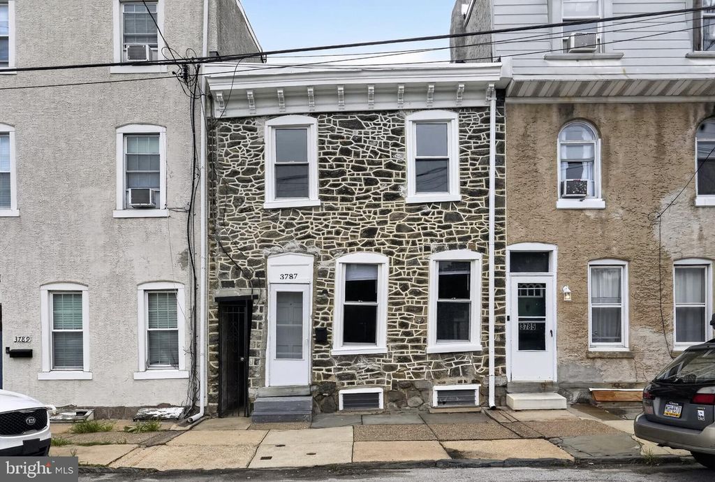 3787 CRESSON ST, Philadelphia, PA 19127