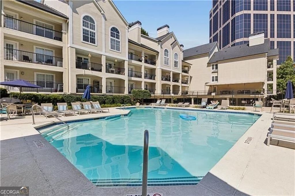 3655 Habersham Road NE 131, Atlanta, GA 30305