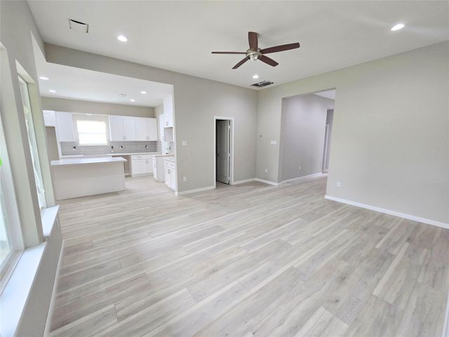 5210 Enyart Street, Houston, TX 77021