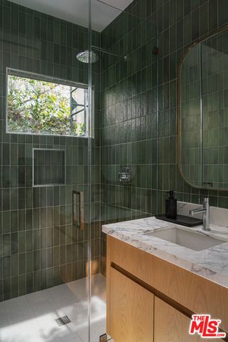 8756 Ashcroft Avenue, West Hollywood, CA 90048