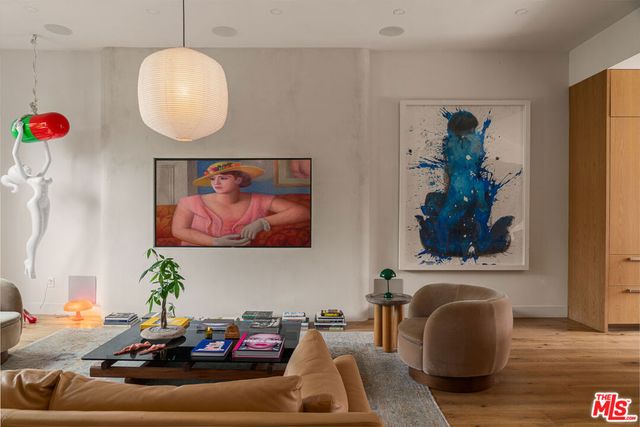 8756 Ashcroft Avenue, West Hollywood, CA 90048