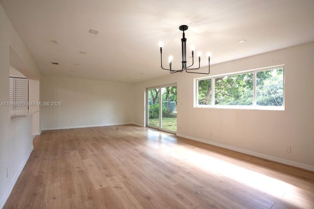 3460 NW 17th St, Lauderhill, FL 33311