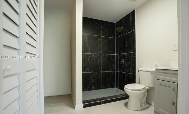 3460 NW 17th St, Lauderhill, FL 33311