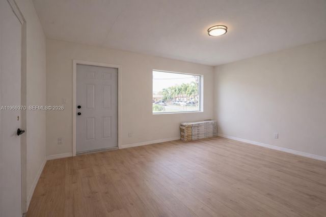 3460 NW 17th St, Lauderhill, FL 33311