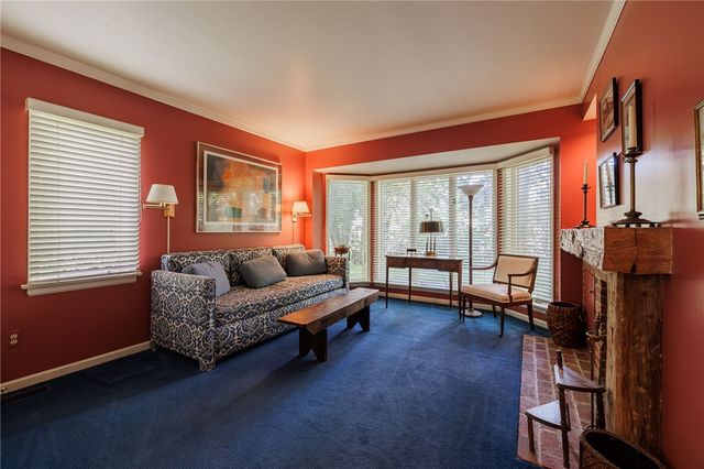 29 Whitestone Lane, Pittsford, NY 14618