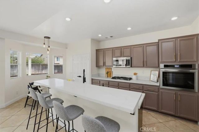 6974 Riverboat, Eastvale, CA 91752