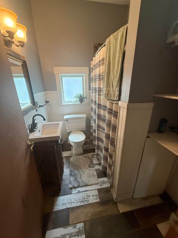 942 Bell Avenue, New Haven, IN 46774