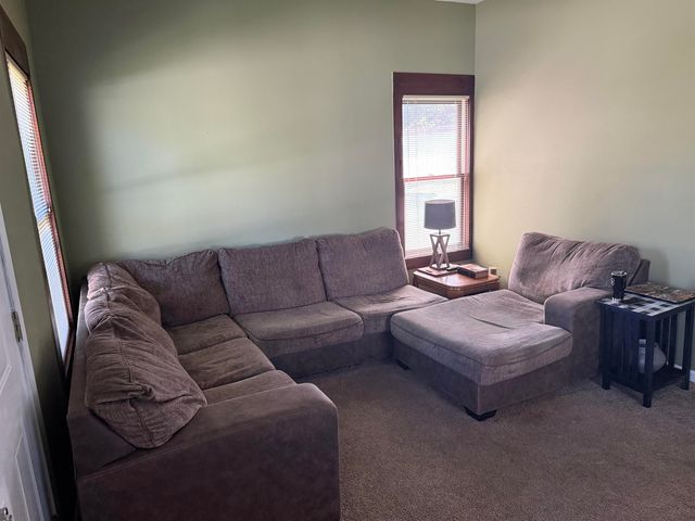942 Bell Avenue, New Haven, IN 46774