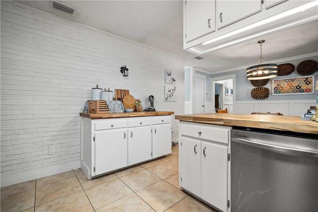 217 Stauffer Avenue, Saraland, AL 36571