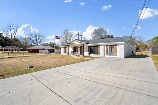 217 Stauffer Avenue, Saraland, AL 36571