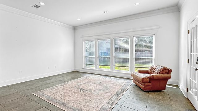 13583 Lakeway Dr, Prairieville, LA 70769