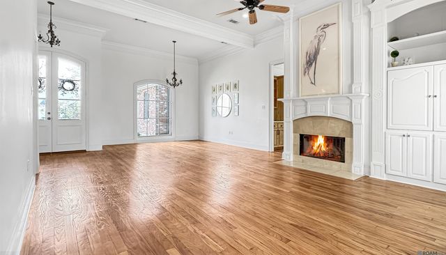 13583 Lakeway Dr, Prairieville, LA 70769