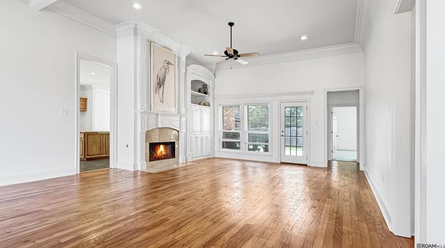 13583 Lakeway Dr, Prairieville, LA 70769