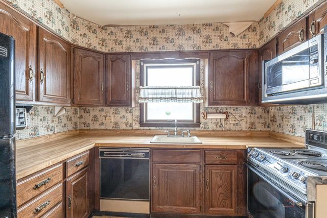 580 N Quentin Road, Palatine, IL 60067