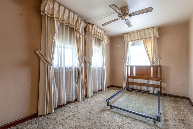 580 N Quentin Road, Palatine, IL 60067