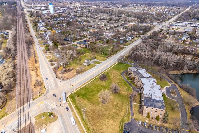 580 N Quentin Road, Palatine, IL 60067