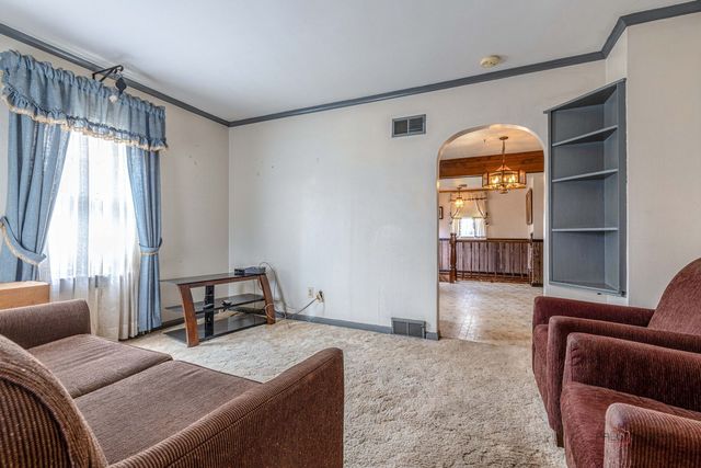 580 N Quentin Road, Palatine, IL 60067