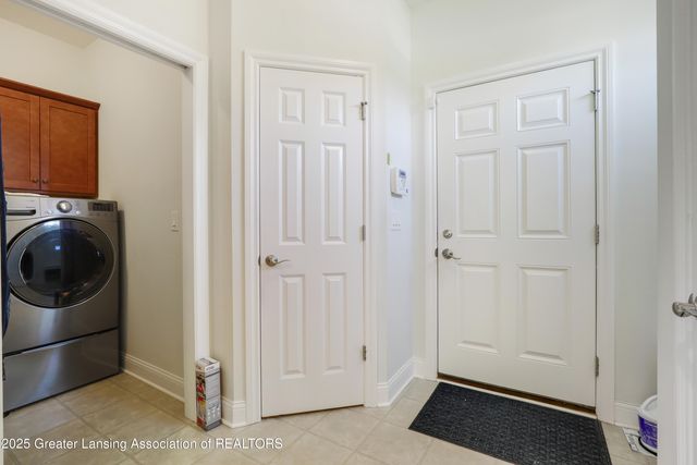 2452 Turning Leaf Lane, Okemos, MI 48864