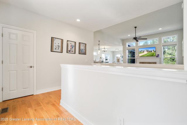 2452 Turning Leaf Lane, Okemos, MI 48864