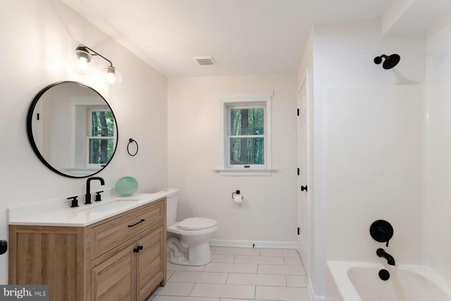 37740 LONG LN, Lovettsville, VA 20180