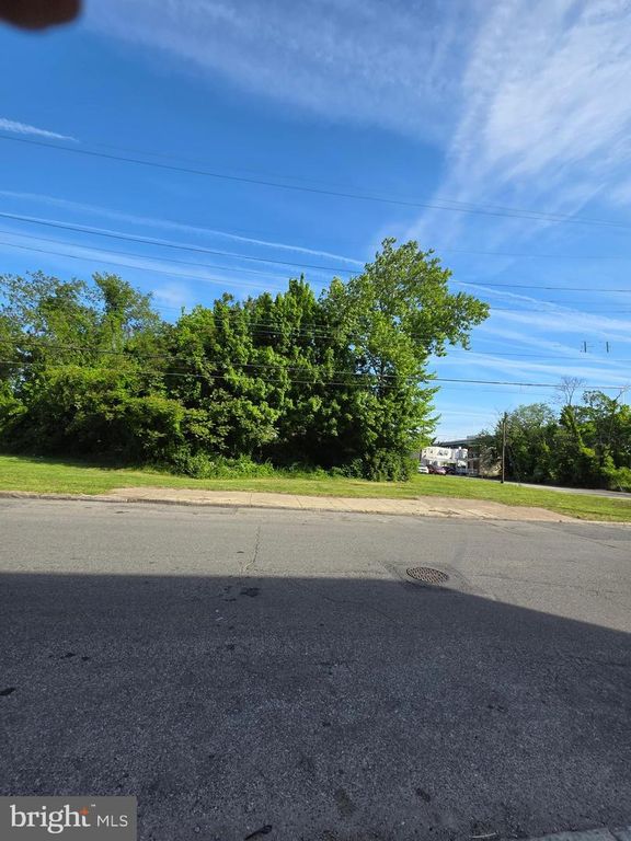 1900 W 3RD ST, Chester, PA 19013