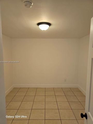 28055 SW 143rd Ct, Homestead, FL 33033