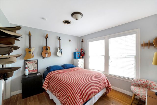 2806 Breeze TER, Austin, TX 78722