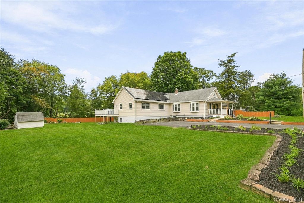 674 Eagle Valley Road, Tuxedo Park, NY 10987 — photo 2