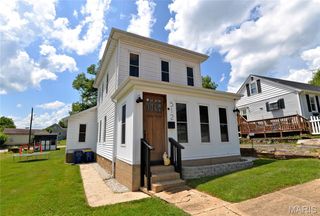 512 S 5th Street, De Soto, MO 63020