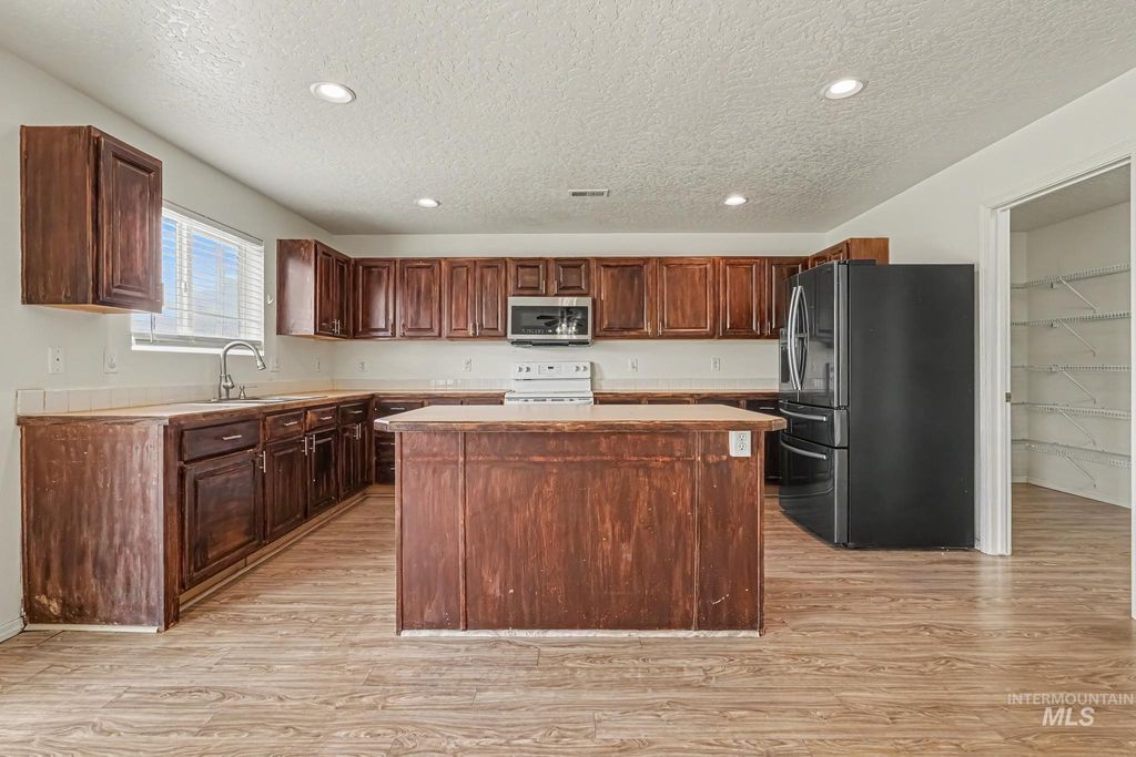 9780 W Stonewood Dr, Boise, ID 83709 photo 5
